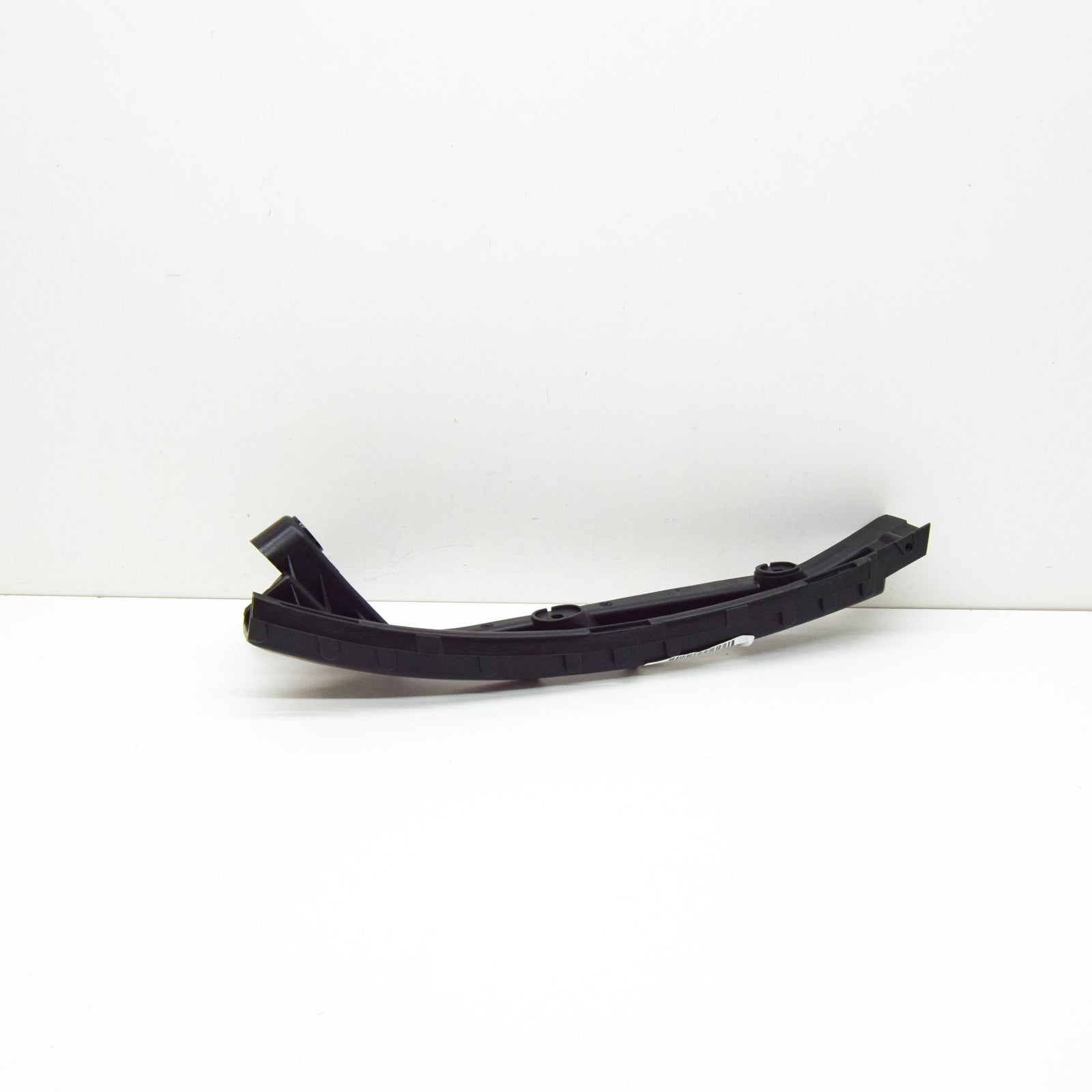 NEW AUDI TT 8J REAR BUMPER LEFT GUIDE SECTION 8J0807483A ORIGINAL