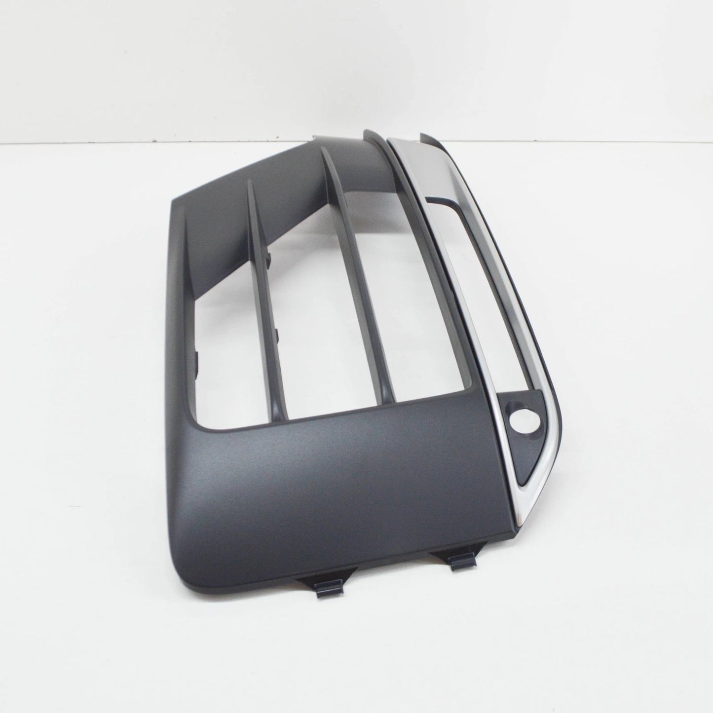 NEW AUDI Q2 FRONT BUMPER RIGHT GRILLE 81A807672B4W3 ORIGINAL