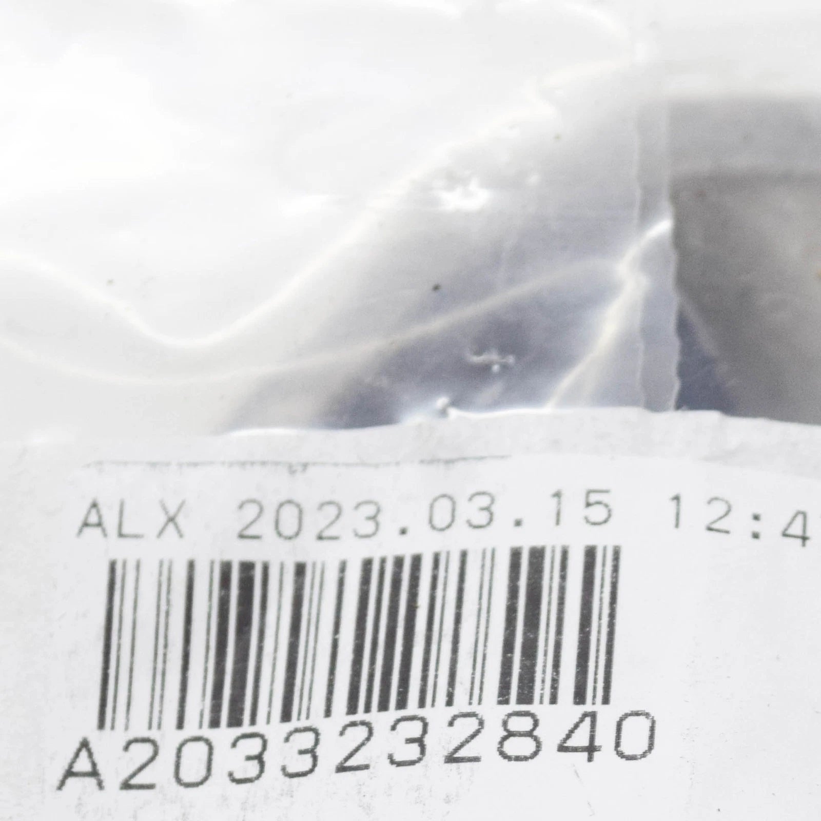 NEW MERCEDES-BENZ C W203 FRONT STABILIZER BAR BRACKET A2033232840 ORIGINAL