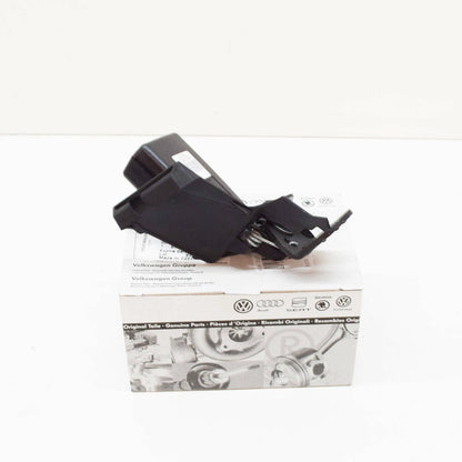 NEW AUDI A6 C6 REAR RIGHT SEAT LATCH 4F0857740E01C