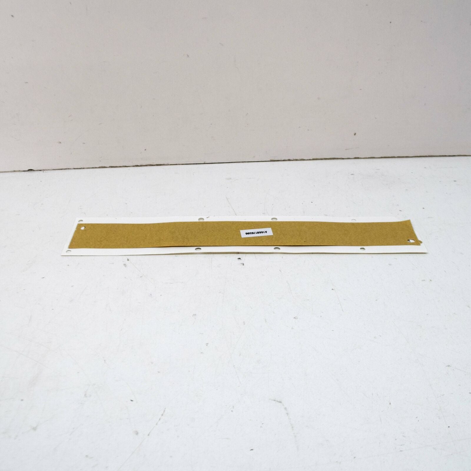 NEW MB GLE C292 AMG FRONT RIGHT WING EMBLEM BADGE A1668176500 ORIGINAL