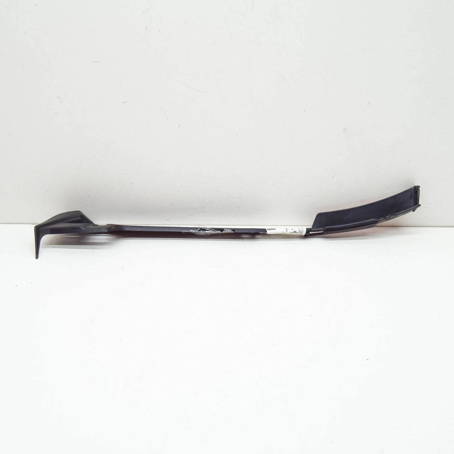 NEW AUDI TT FV FRONT LEFT BUMPER SECURING STRIP 8S0807739B ORIGINAL