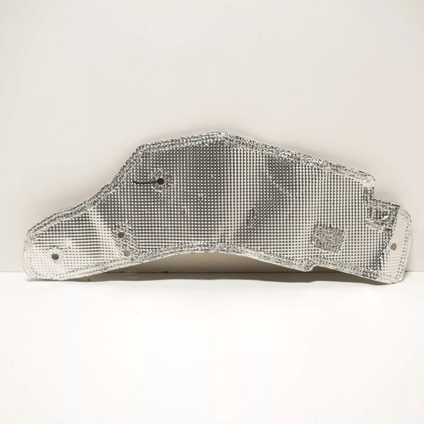 NEW AUDI A4 B9 RIGHT SIDE MEMBER HEAT SHIELD 8K0804162G