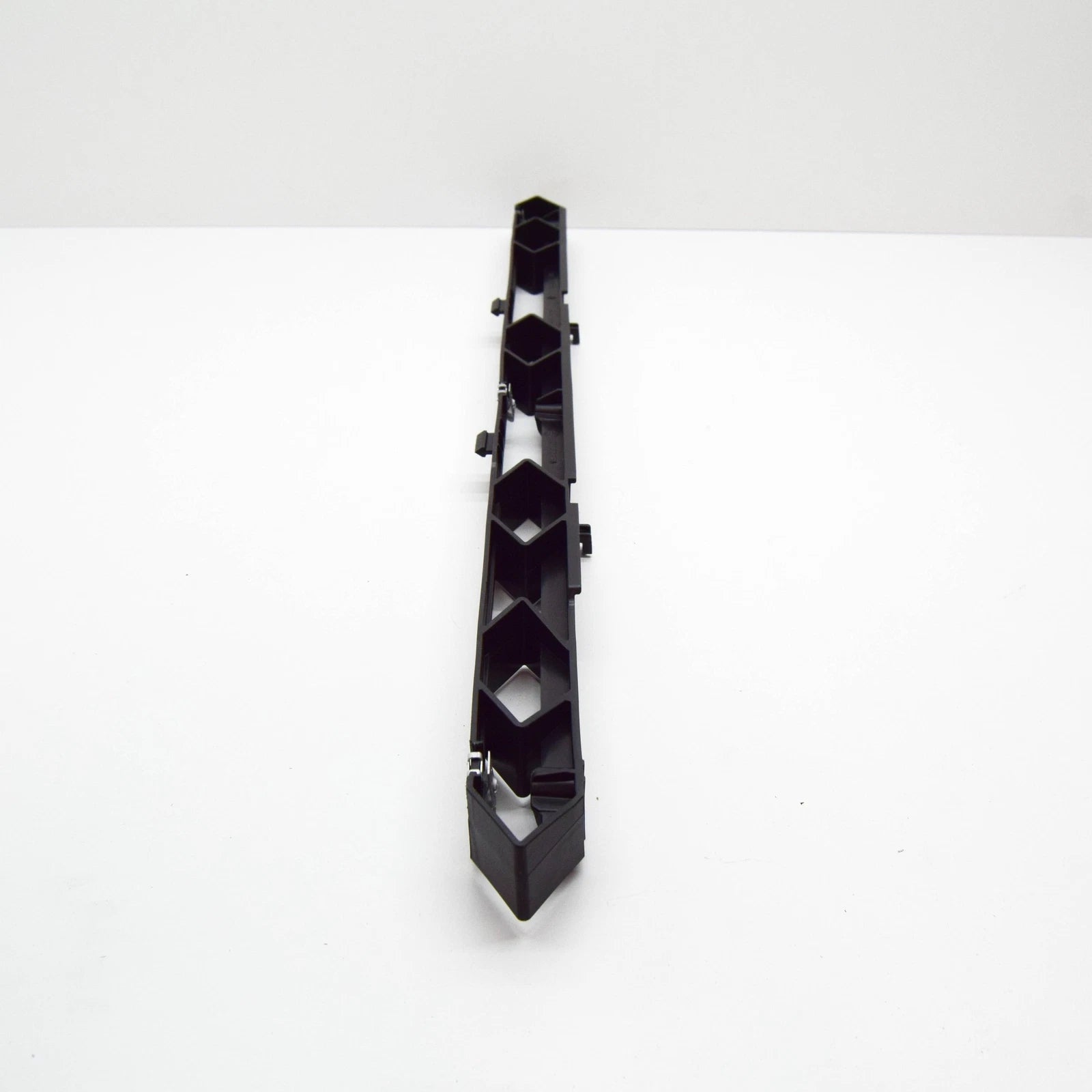 NEW VOLKSWAGEN T-ROC A11 RADIATOR FRONT LOWER ADAPTER 2GM805216A ORIGINAL