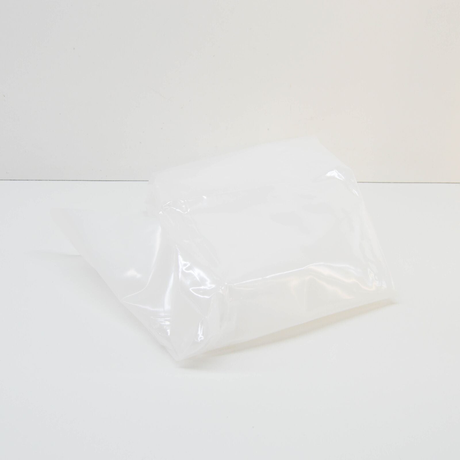 NEW MERCEDES-BENZ G W463 FRONT LEFT DOOR SEAL A4637270530 ORIGINAL