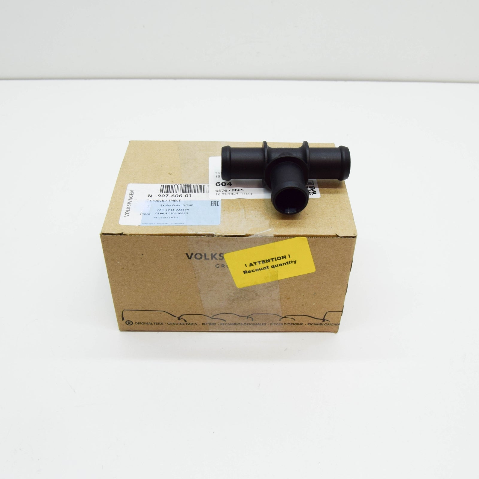 new audi q7 4m cooling system t-piece n90760601 original