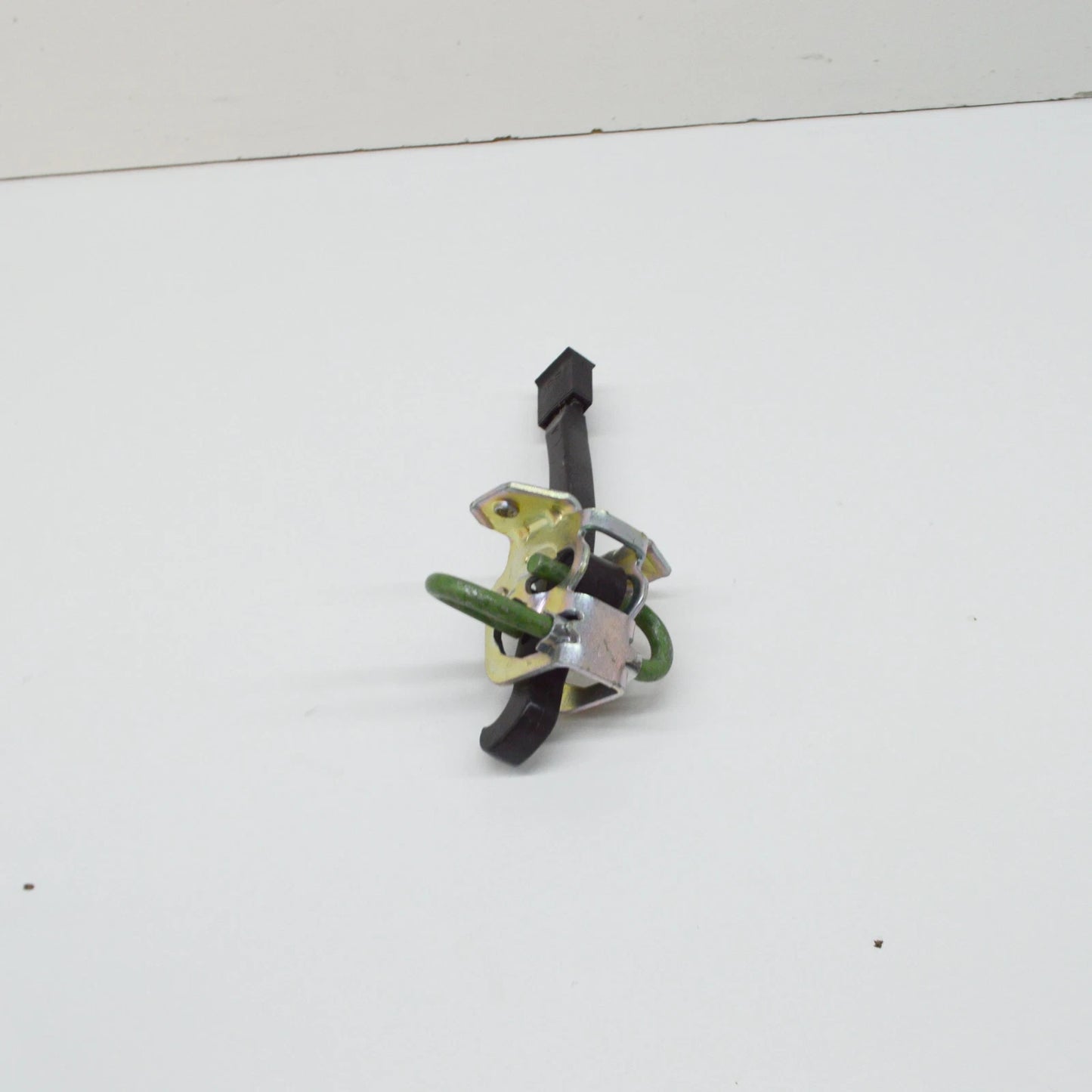 NEW BMW 7 E38 FRONT DOOR BRAKE 51218234604 8234604 ORIGINAL