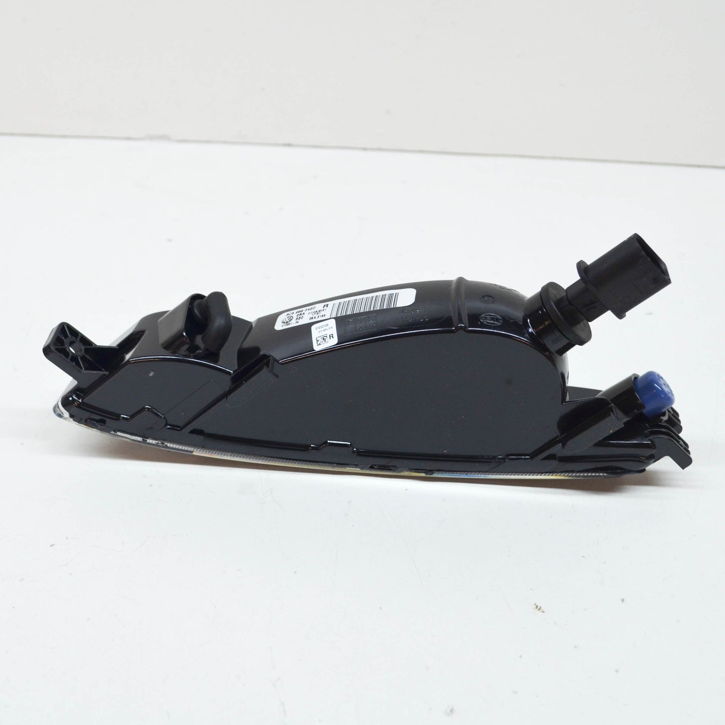 NEW VOLKSWAGEN BEETLE A5 FRONT RIGHT TURN SIGNAL LIGHT 5C5953042D ORIGINAL