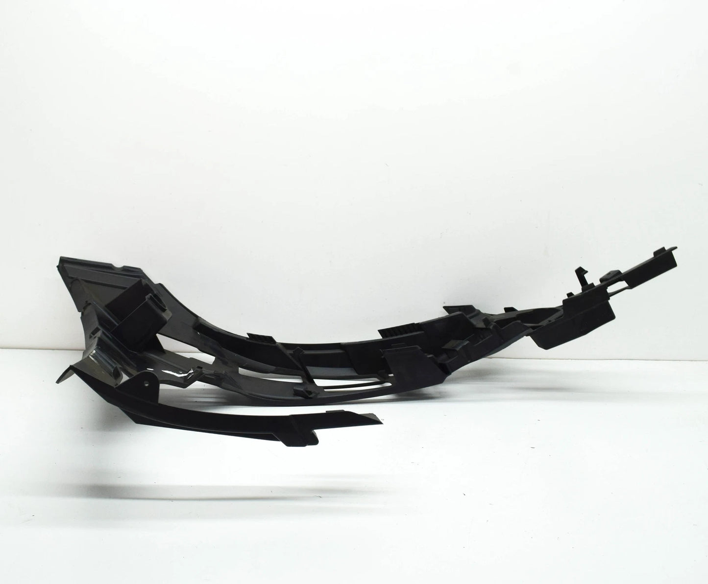 NEW MERCEDES-BENZ C COUPE C205 FRONT LEFT BUMPER BRACKET A2058854300 ORIGINAL