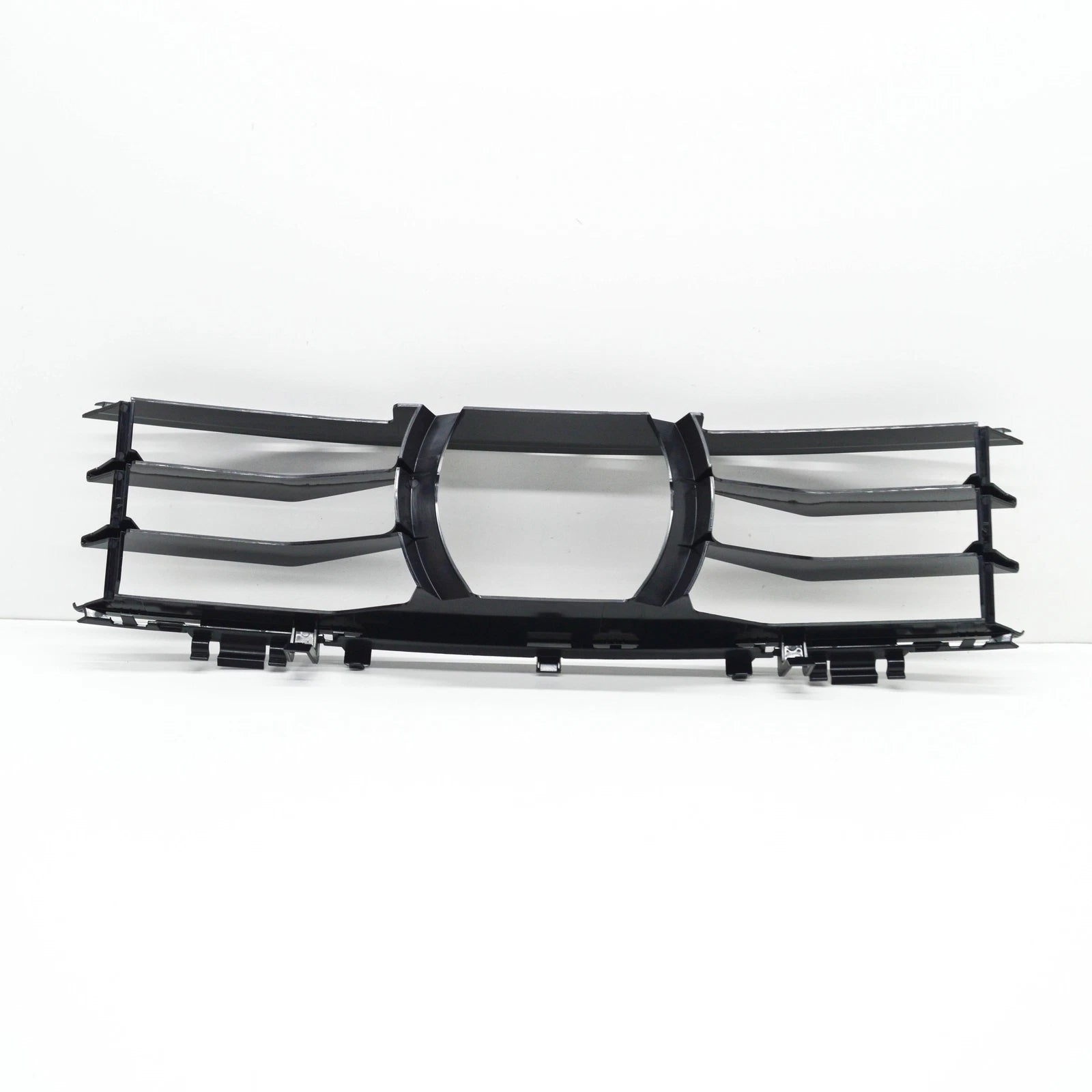 NEW BMW M8 GRAN COUPE G16 FRONT AIR INLET MIDDLE GRILLE 51117444268 ORIGINAL