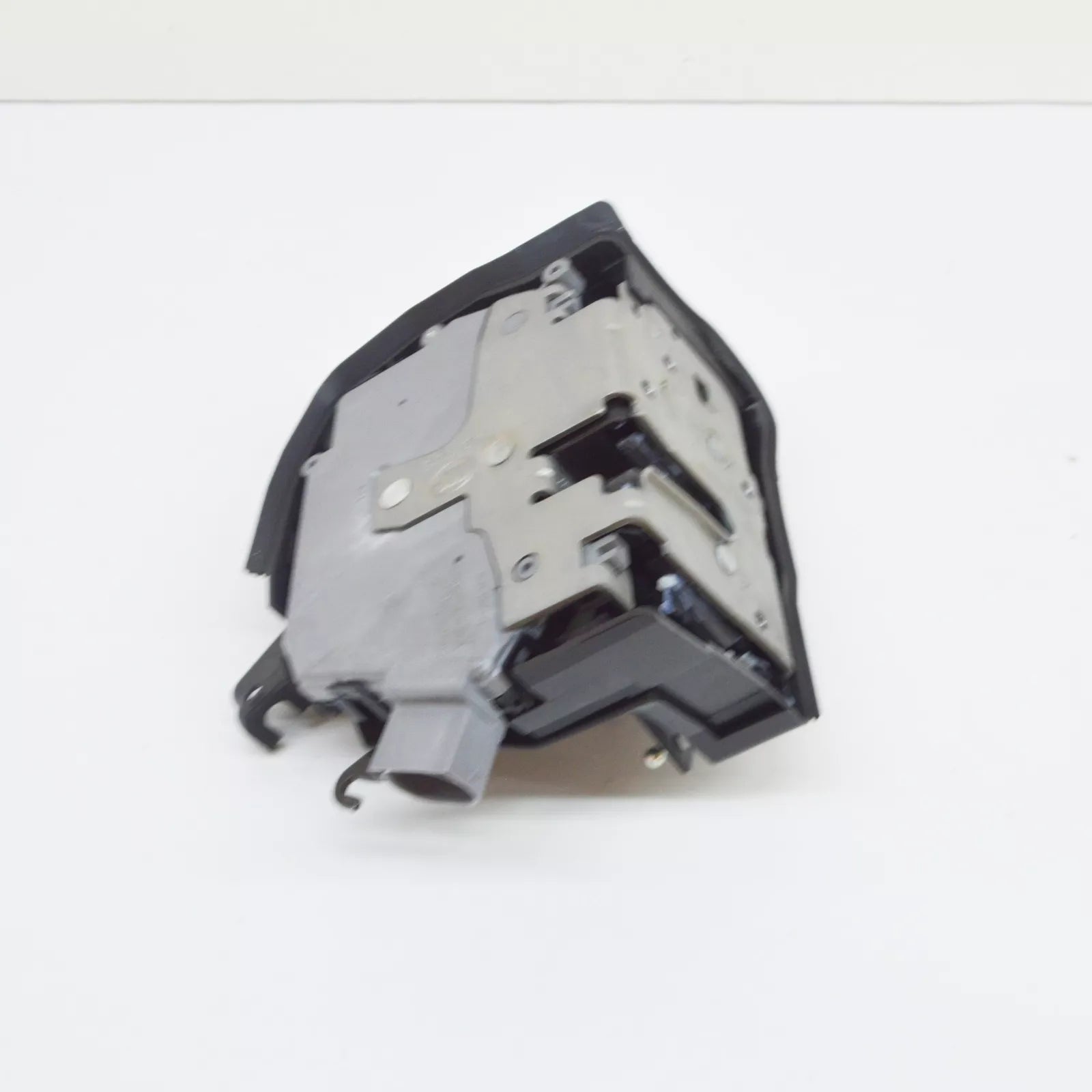 NEW BMW X5 E53 FRONT RIGHT DOOR LOCK LATCH ACTUATOR 51218402540 8402540 ORIGINAL