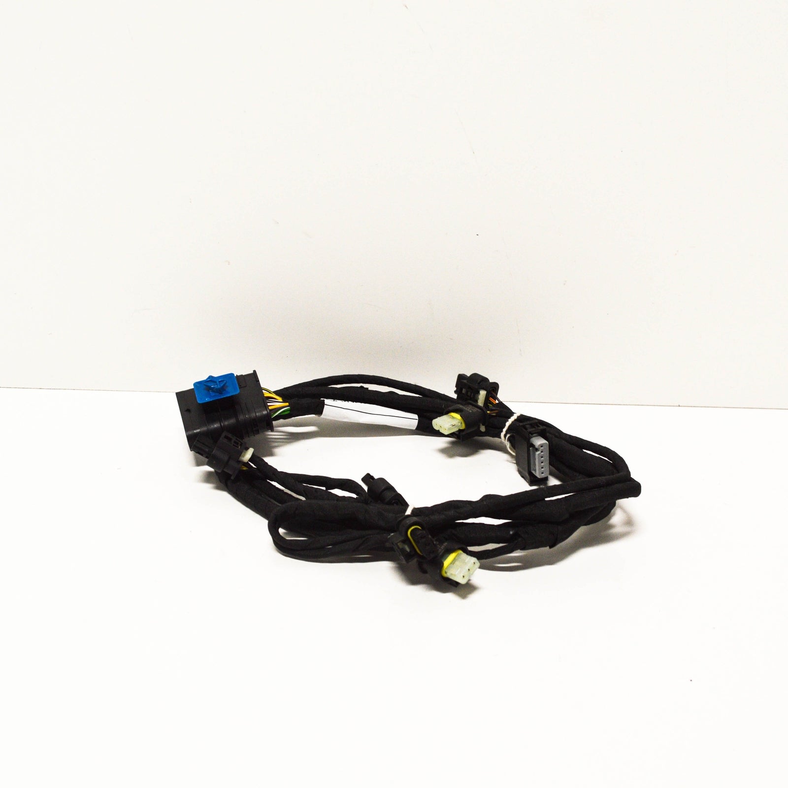 new mercedes-benz c-class w205 front pdc sensors wiring a205540643564 original