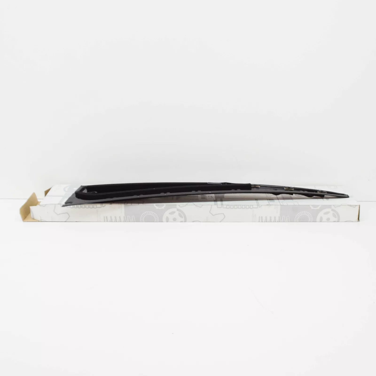 NEW MERCEDES-BENZ SL R230 C-PILLAR LEFT COVERING BEAM A2307900304