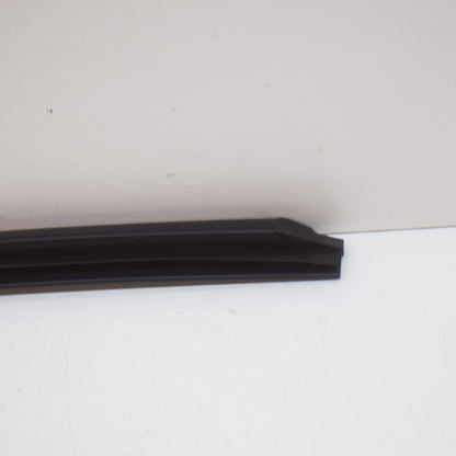 NEW BMW 7 E38 REAR RIGHT DOOR SEALING BETWEEN DOOR/ENTRANCE 51228158188 ORIGINAL