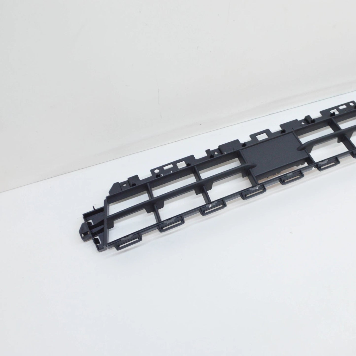 NEW AUDI Q2 GA FRONT LOWER GRILLE 81A807647 4W3 81A8076474W3 ORIGINAL