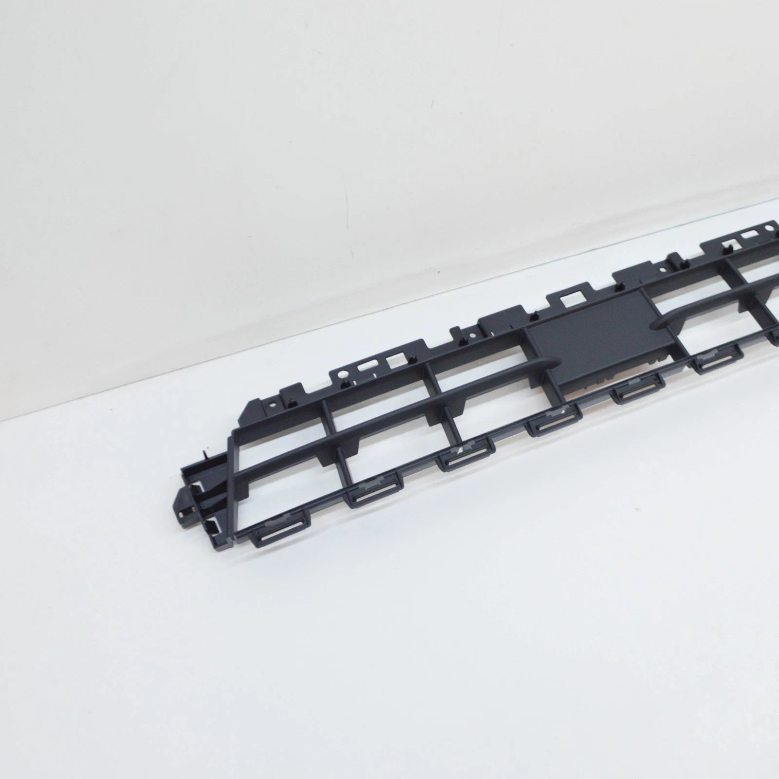 NEW AUDI Q2 GA FRONT LOWER GRILLE 81A807647 4W3 81A8076474W3 ORIGINAL