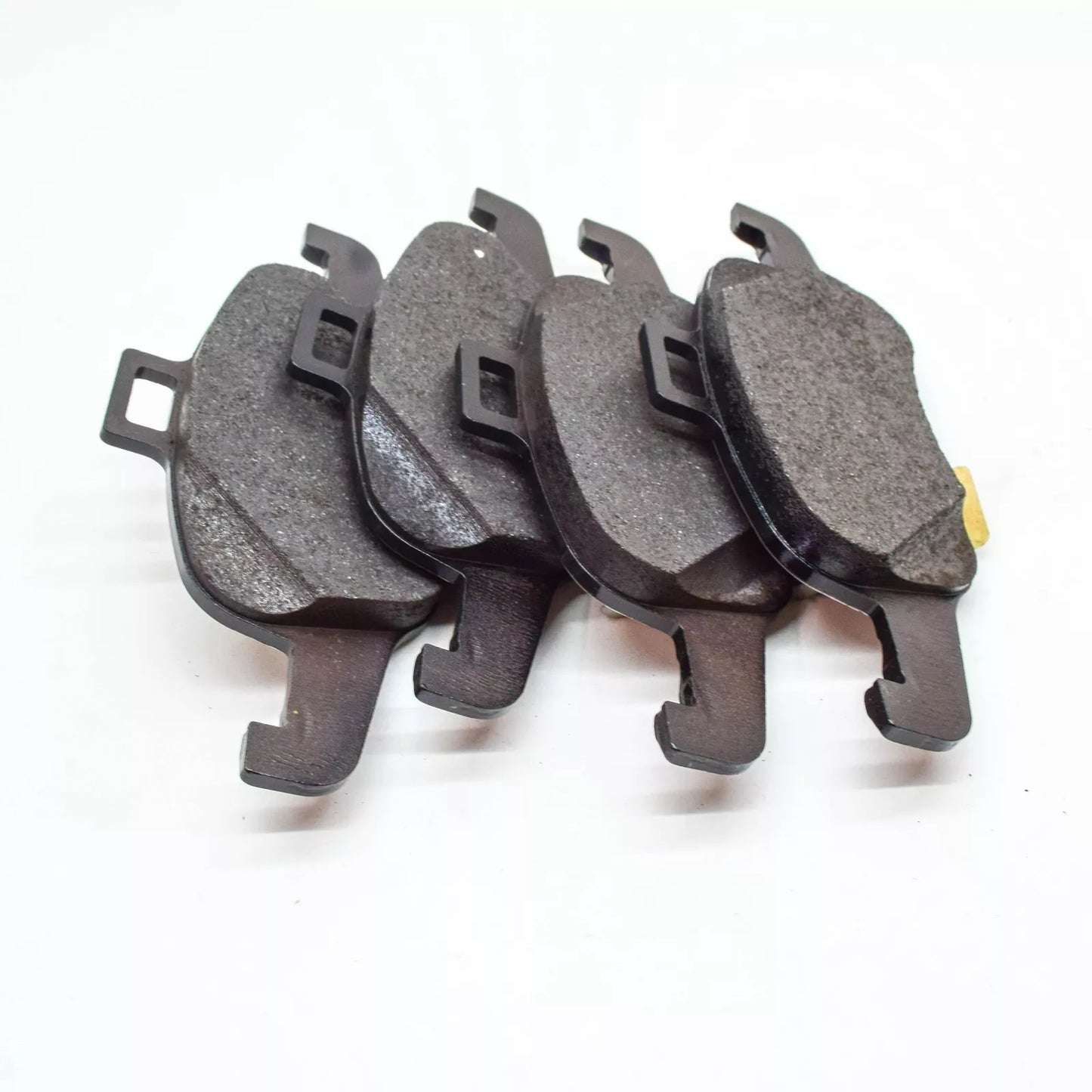 NEW AUDI TT MK3 FV FRONT WHEEL BRAKE PADS SET 8S0698151G ORIGINAL