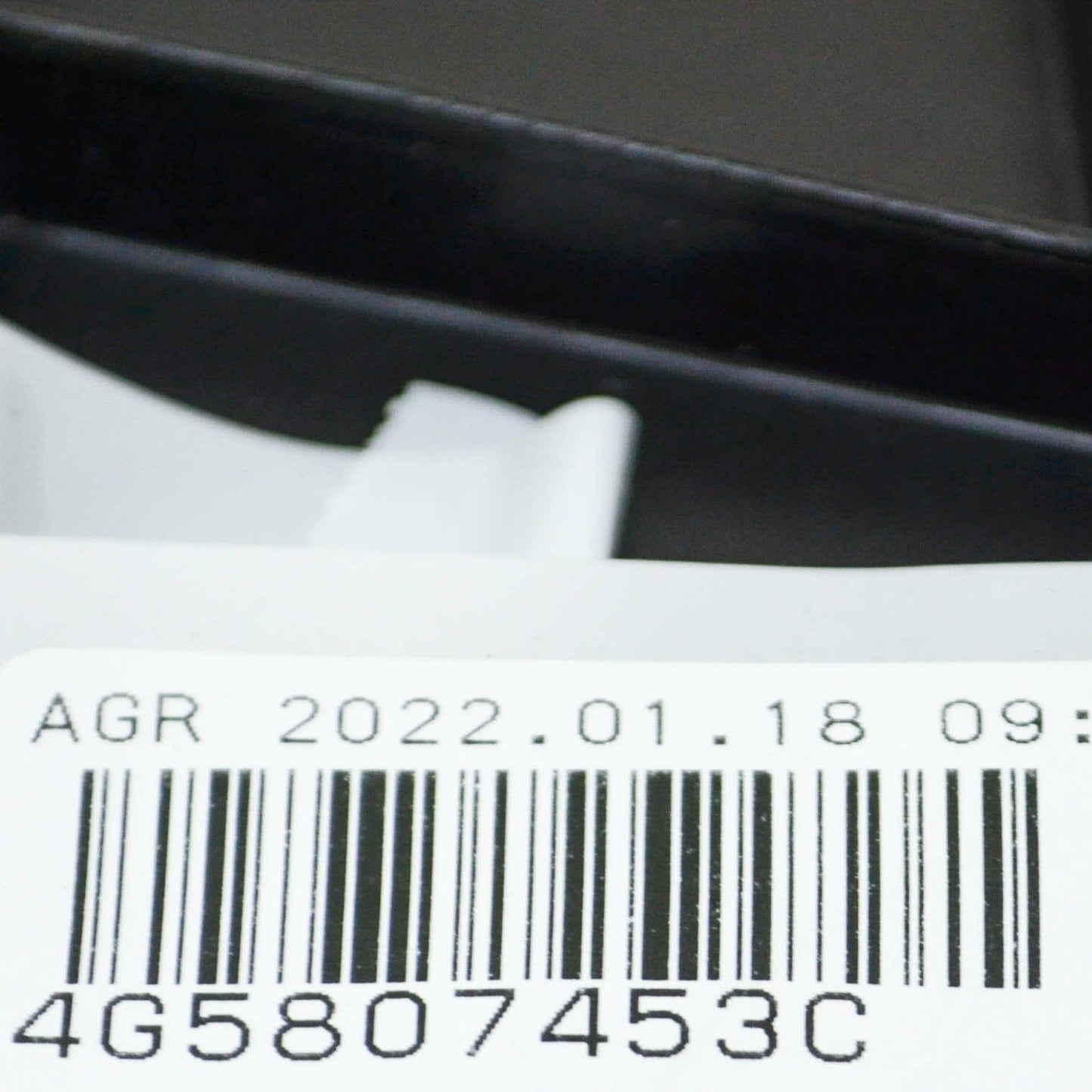 NEW AUDI A6 C7 REAR LEFT BUMPER GUIDE SECTION 4G5807453C ORIGINAL