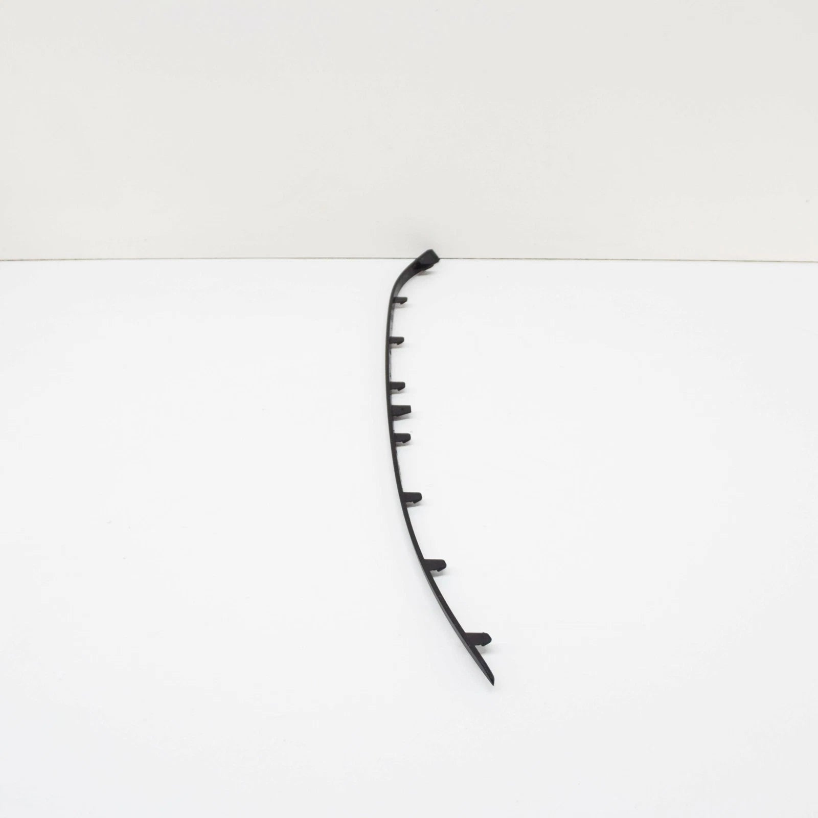 NEW AUDI A3 8V FRONT BUMPER RIGHT COVER TRIM 8V5807534