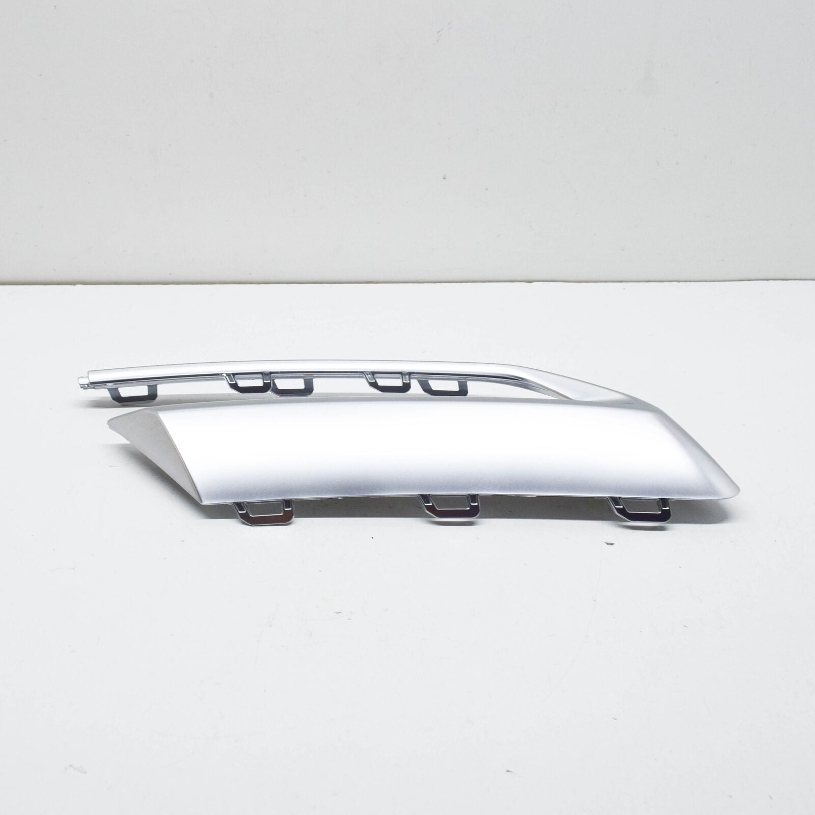 NEW AUDI Q5 FY REAR LEFT LOWER BUMPER TRIM 80A8530543Q7 ORIGINAL