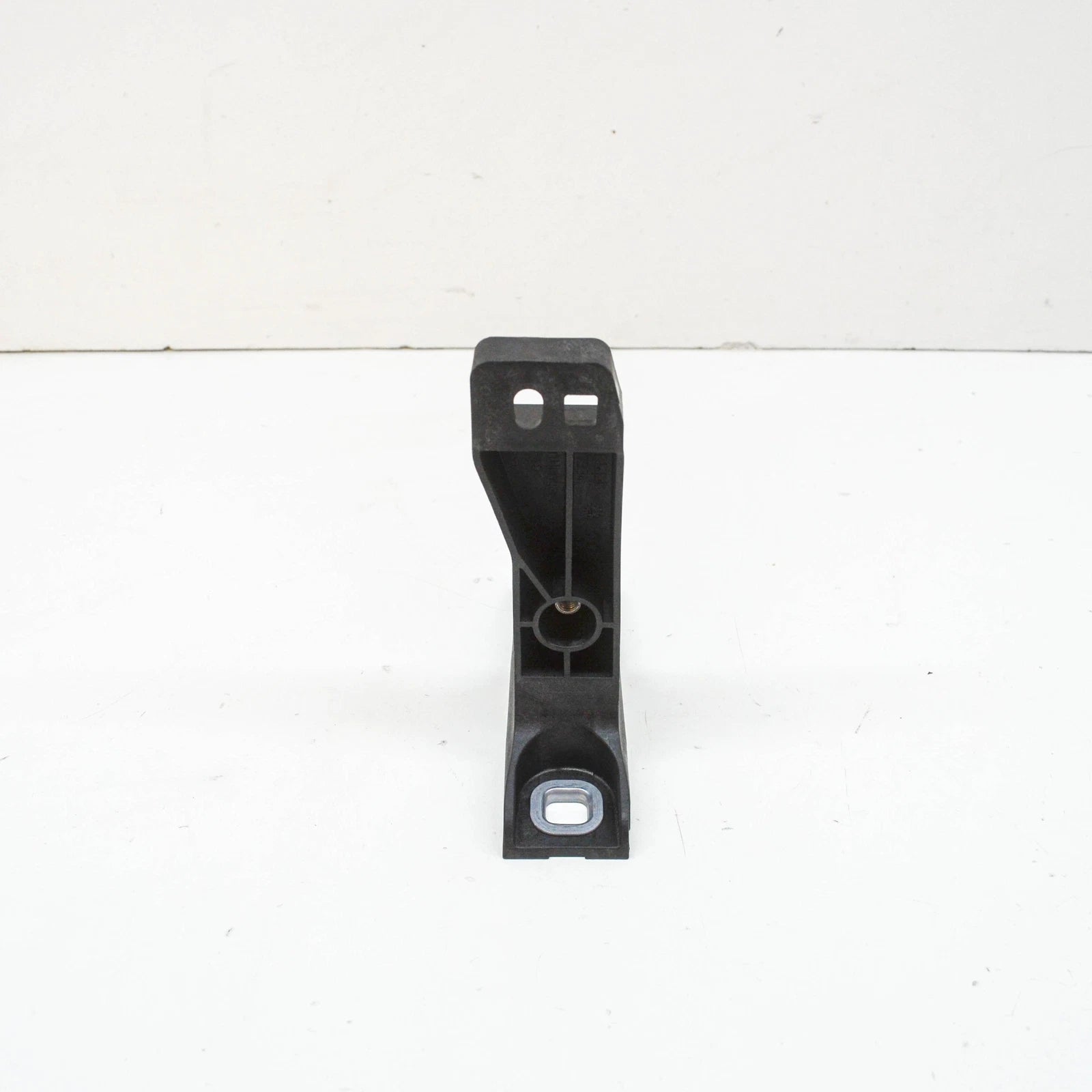 NEW AUDI Q8 FRONT RIGHT BUMPER COVER SUPPORT BRACKET 4M8807334 ORIGINAL