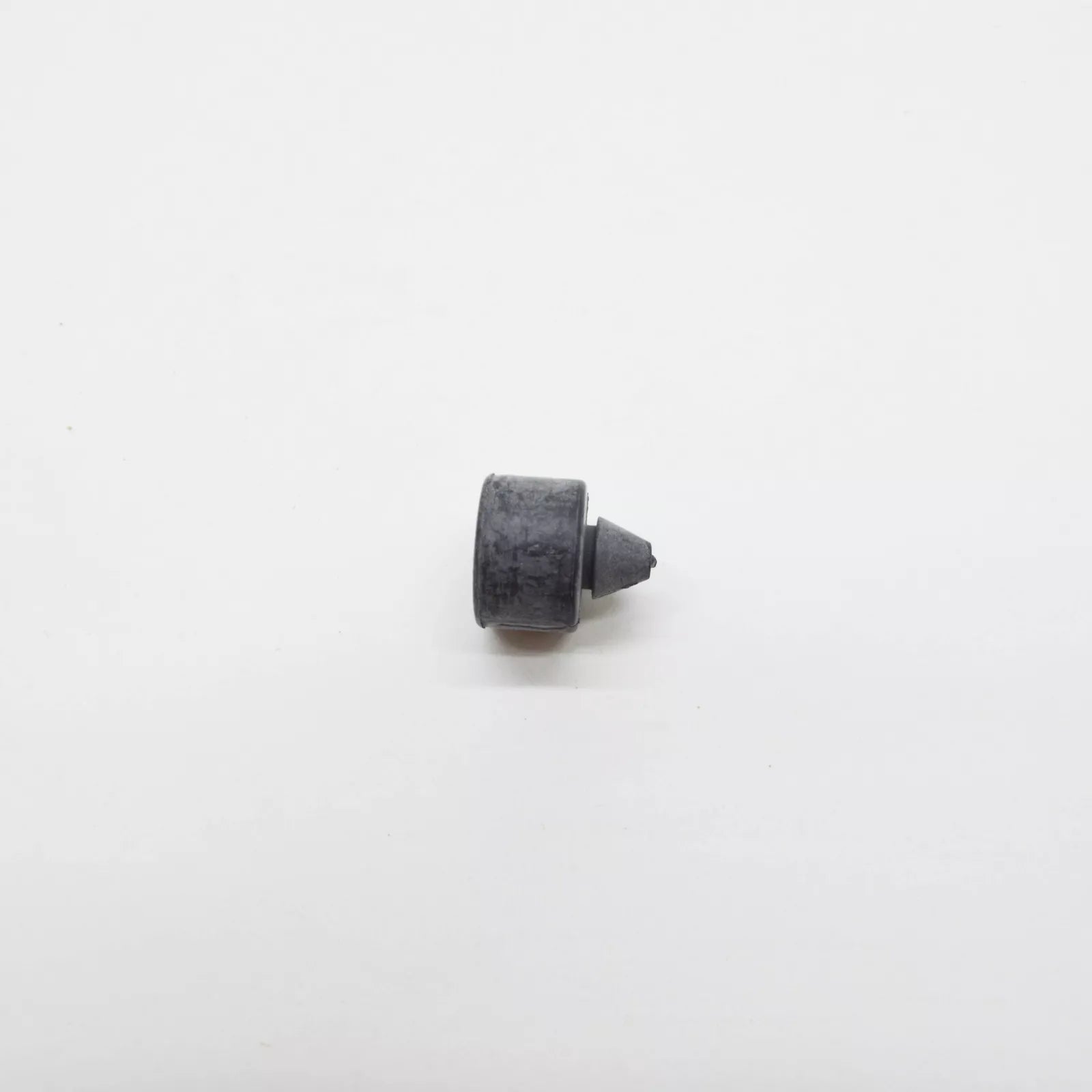 NEW AUDI A3 8P REAR LID STOP BUFFER 8E0823429A ORIGINAL