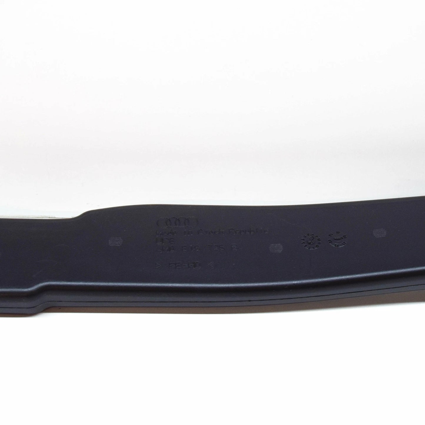 NEW AUDI Q7 4M LEFT OUTER INTERIOR PANEL AIR DUCT 4M0819725B