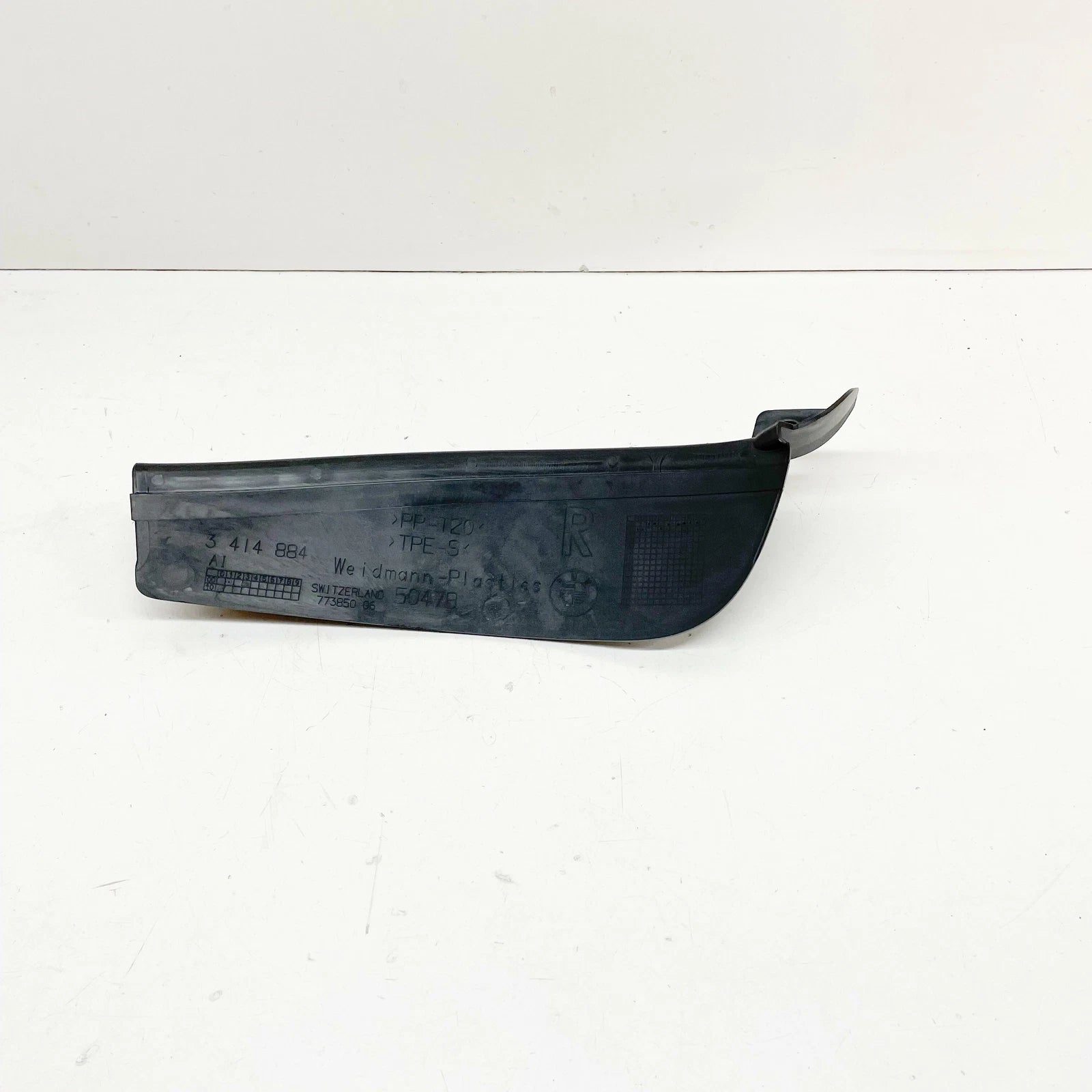 NEW BMW X3 E83 FRONT RIGHT PRESSURE LIP SEAL 51643414884 3414884 ORIGINAL