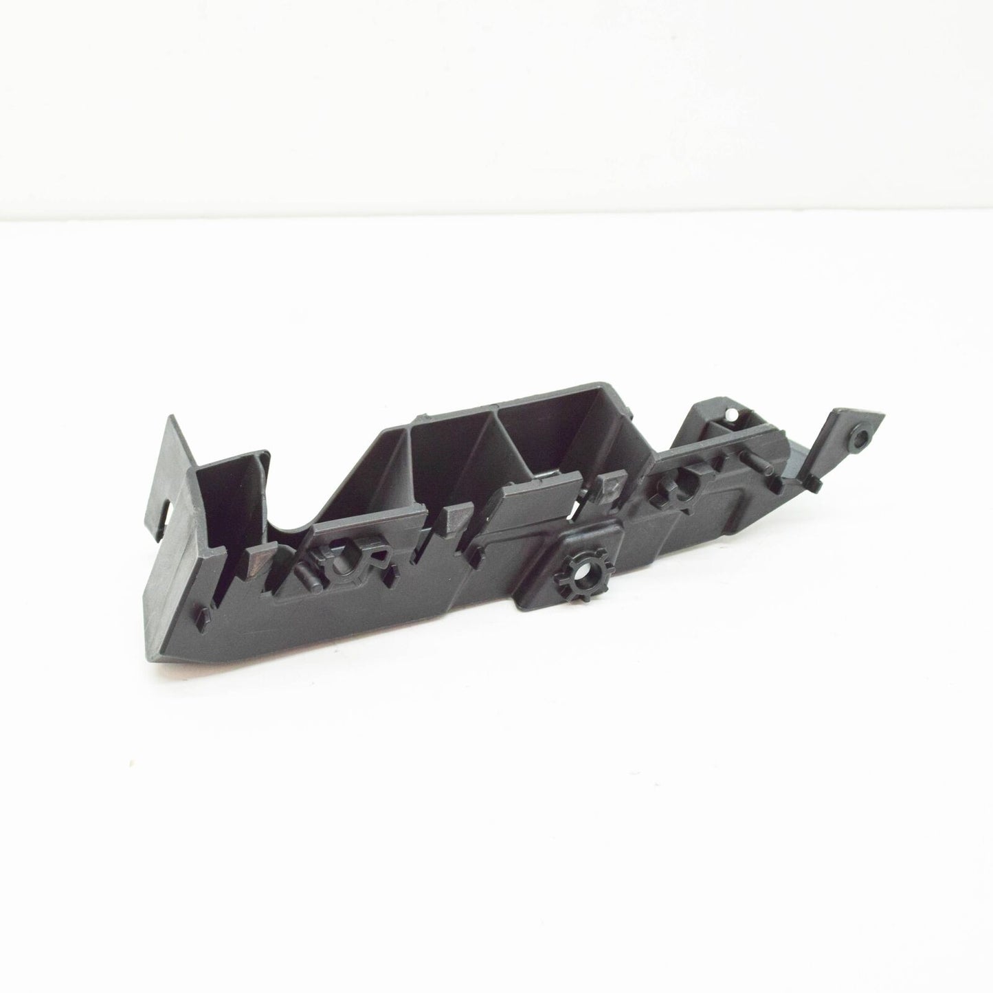 NEW AUDI RS6 4G FRONT LEFT BUMPER CARRIER BRACKET 4G0807284B ORIGINAL