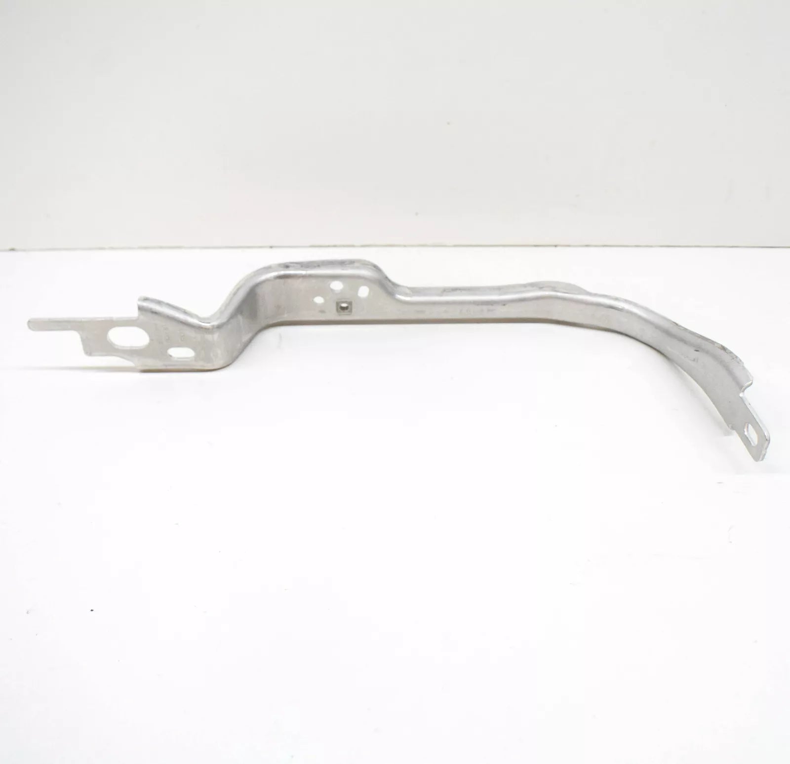 NEW AUDI A6 C8 FRONT LOWER REAR RIGHT RAIL COVER BRACKET 4K0807348B ORIGINAL