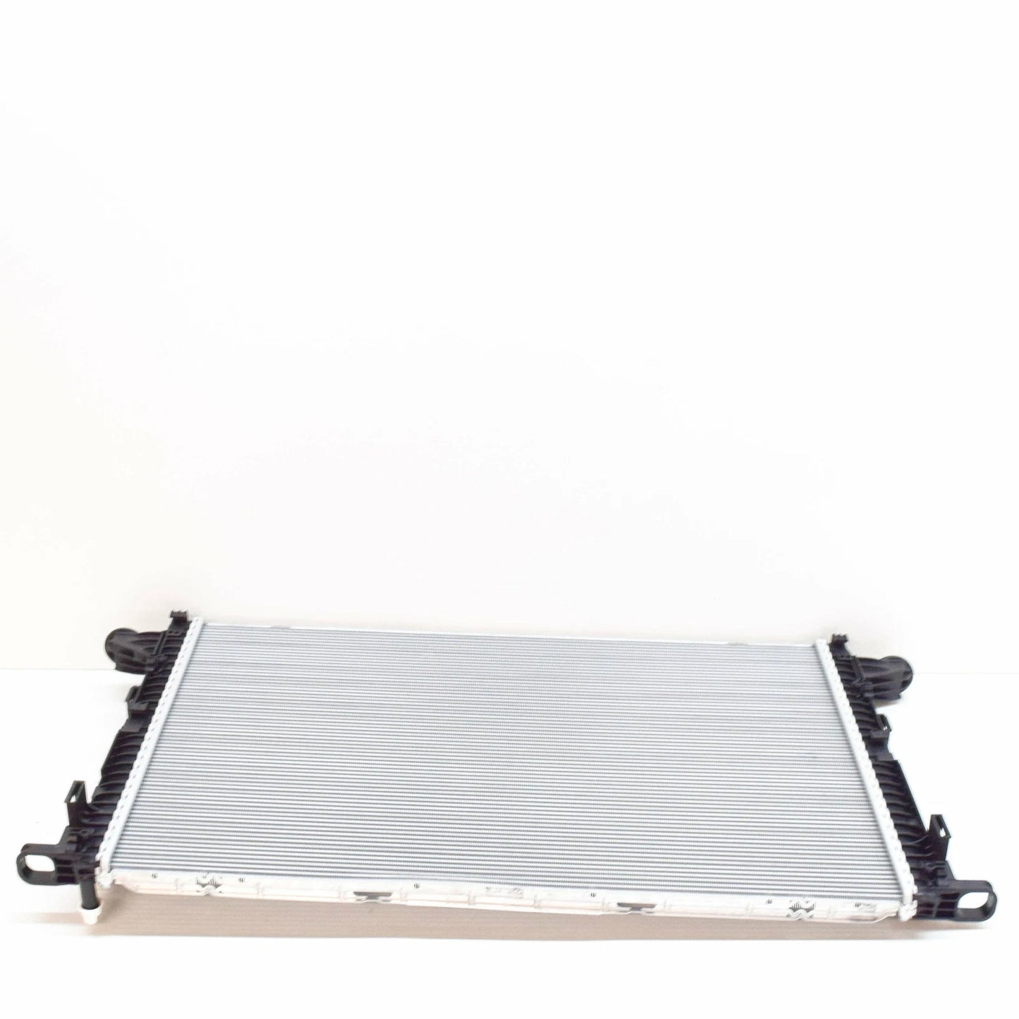 NEW AUDI A4 8W B9 COOLANT RADIATOR 8W0121251K