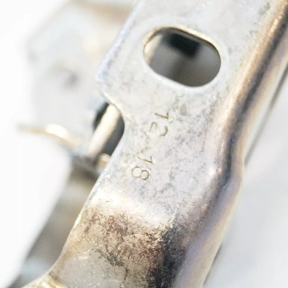 NEW MERCEDES BENZ GLA X156 HOOD HINGE RIGHT SIDE A1768800428 ORIGINAL