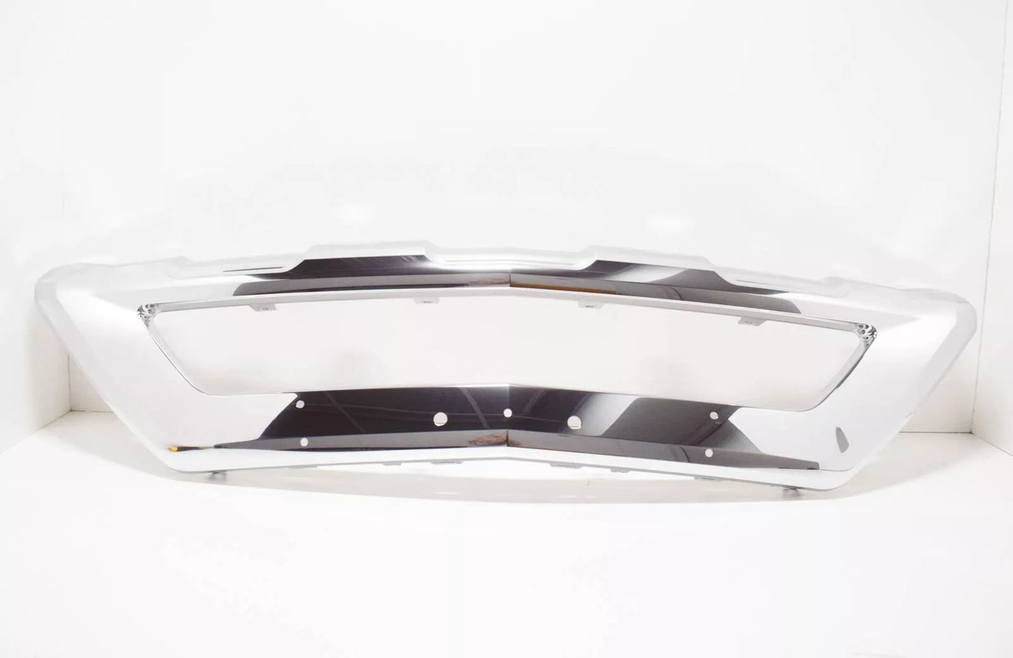 NEW MB GLK-CLASS X204 FRONT BUMPER LOWER GRILLE CHROME TRIM A2048852722 ORIGINAL