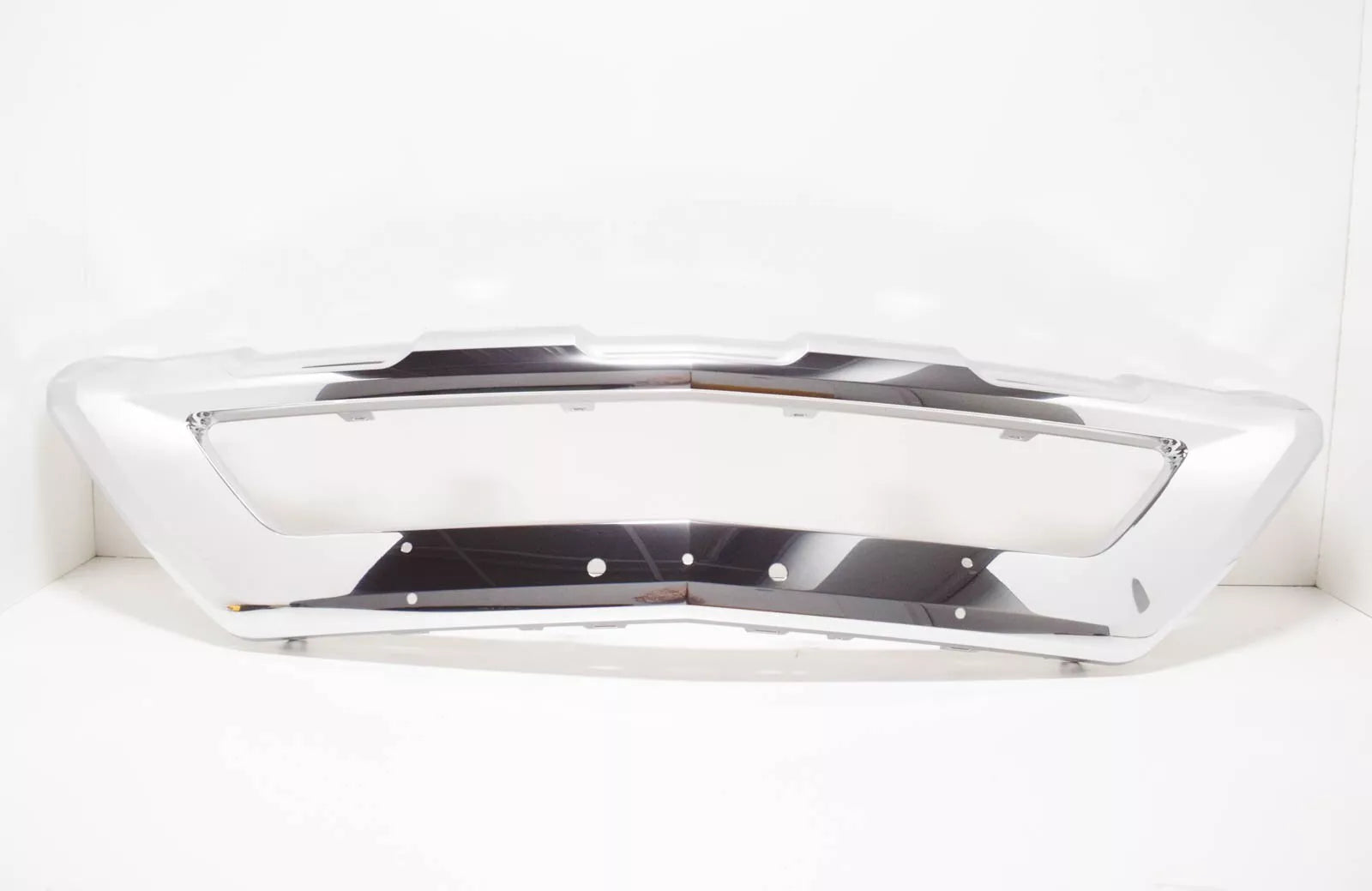 NEW MB GLK-CLASS X204 FRONT BUMPER LOWER GRILLE CHROME TRIM A2048852722 ORIGINAL