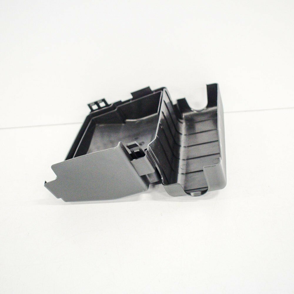 NEW VOLKSWAGEN PASSAT B8 FUSE BOX RELAY COVER 5C0937132C ORIGINAL