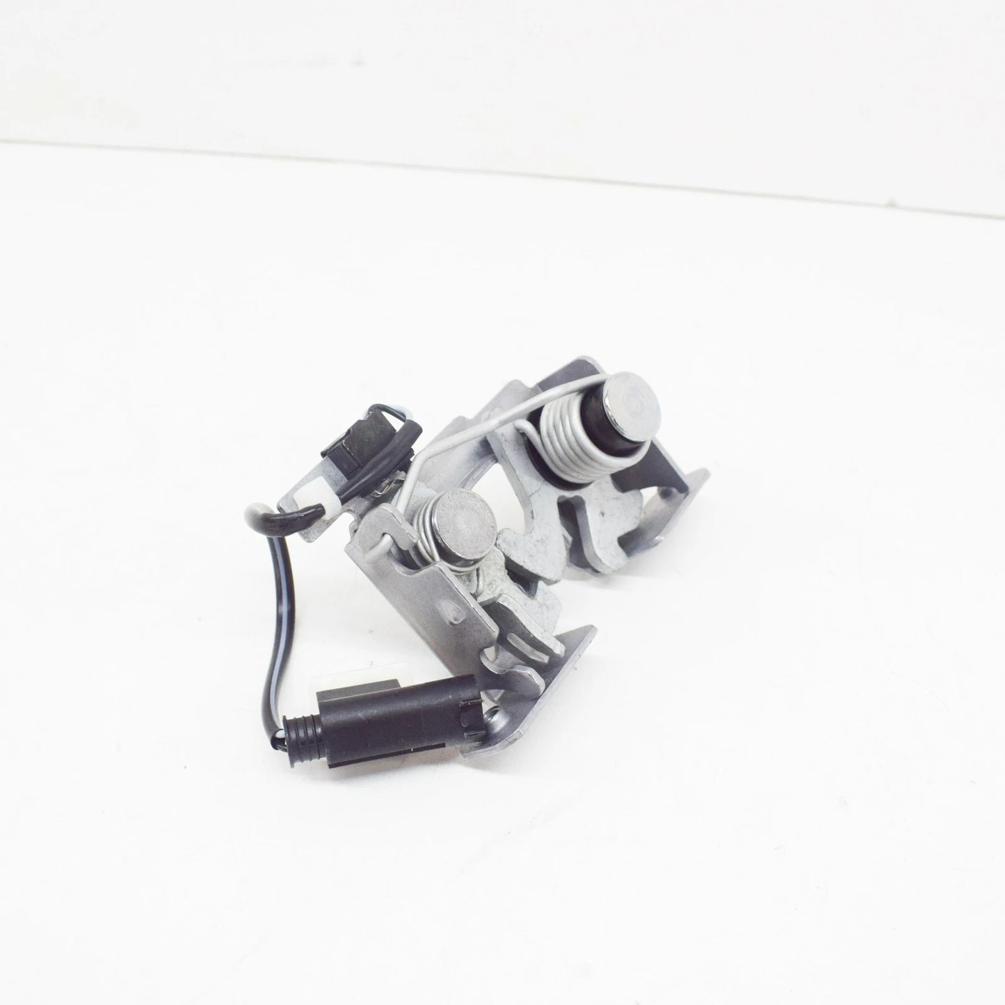 NEW BMW X3 F25 ENGINE HOOD LOCK 7336582 51237336582 ORIGINAL