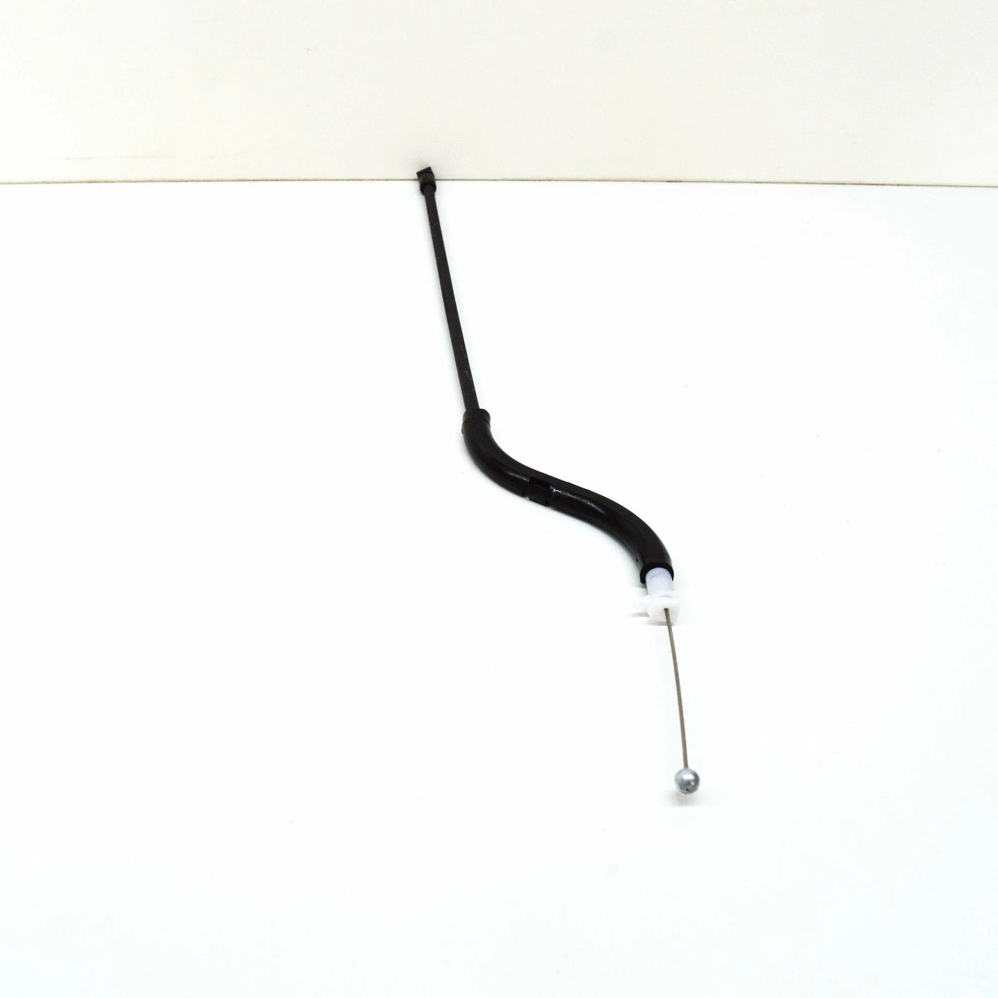 NEW VOLKSWAGEN T-ROC BONNET HOOD LID LOCK CABLE 2GA823528 ORIGINAL