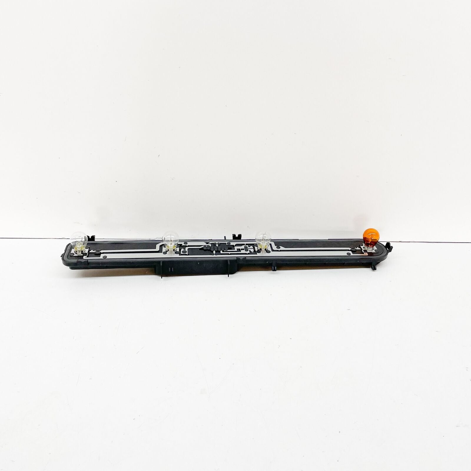 NEW VW CRAFTER 30-50 FURGON 2E REAR TAILLIGHT BULB HOLDER 2E0945257 ORIGINAL