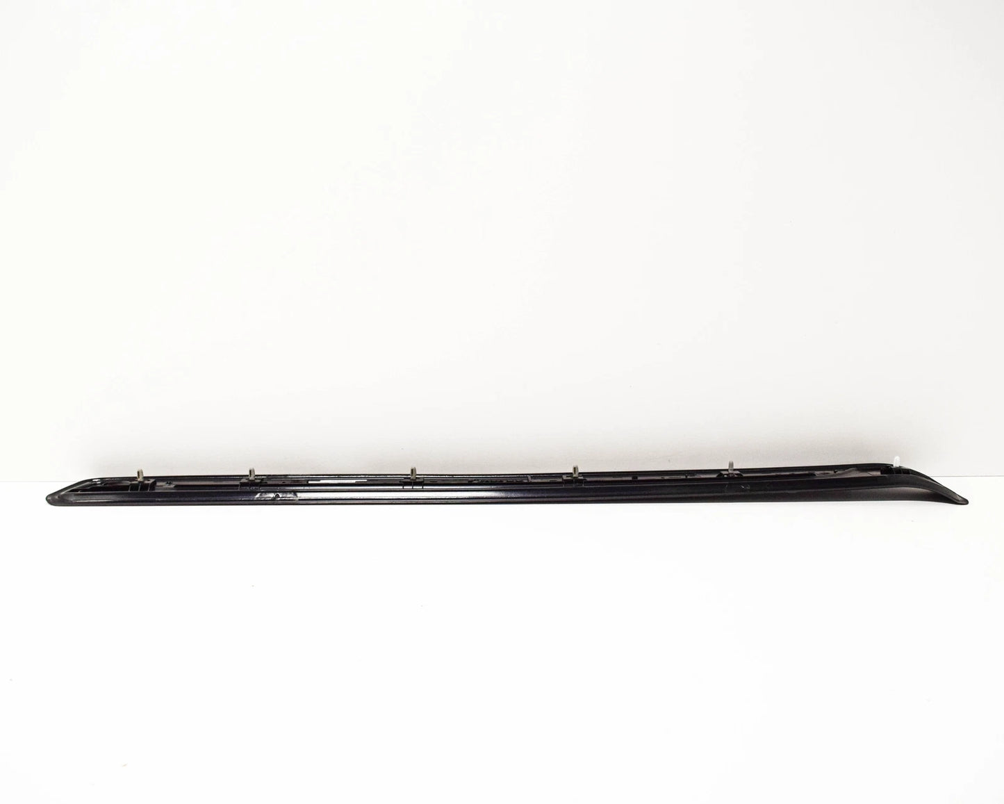 NEW BMW 1 E88 M SPORT LEFT DOOR ENTRY SILL STRIP 51478045297 2011 ORIGINAL