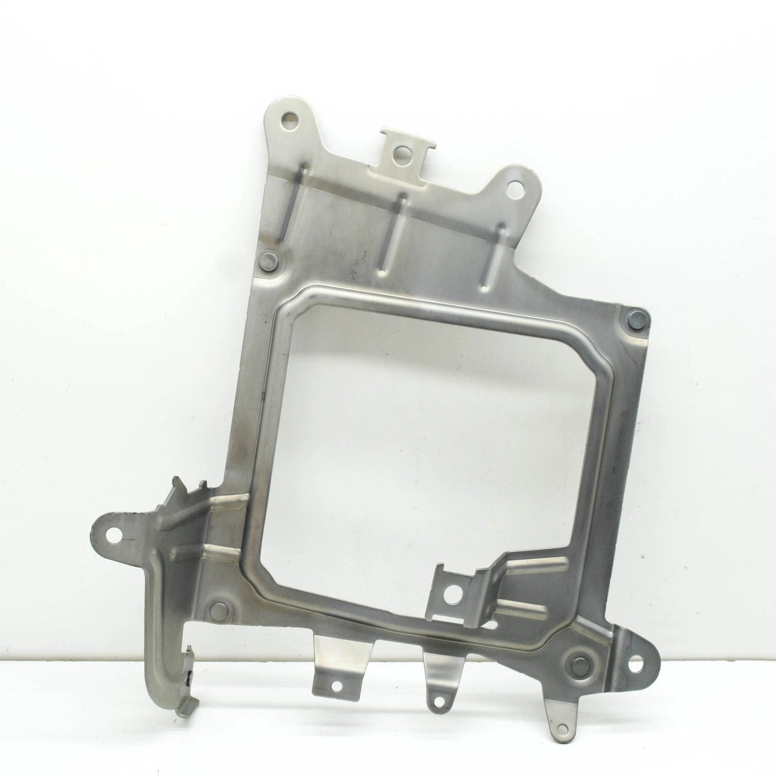 NEW MERCEDES-BENZ EQS V297 A/C CHARGER BRACKET A2973420100 ORIGINAL