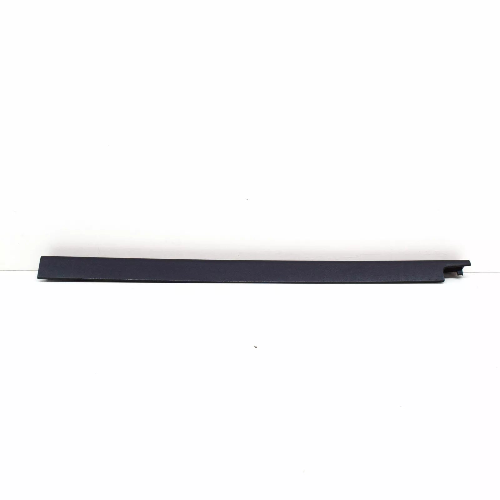 NEW MERCEDES-BENZ E C207 FRONT RIGHT INTERIOR SILL TRIM A20768604369051 ORIGINAL