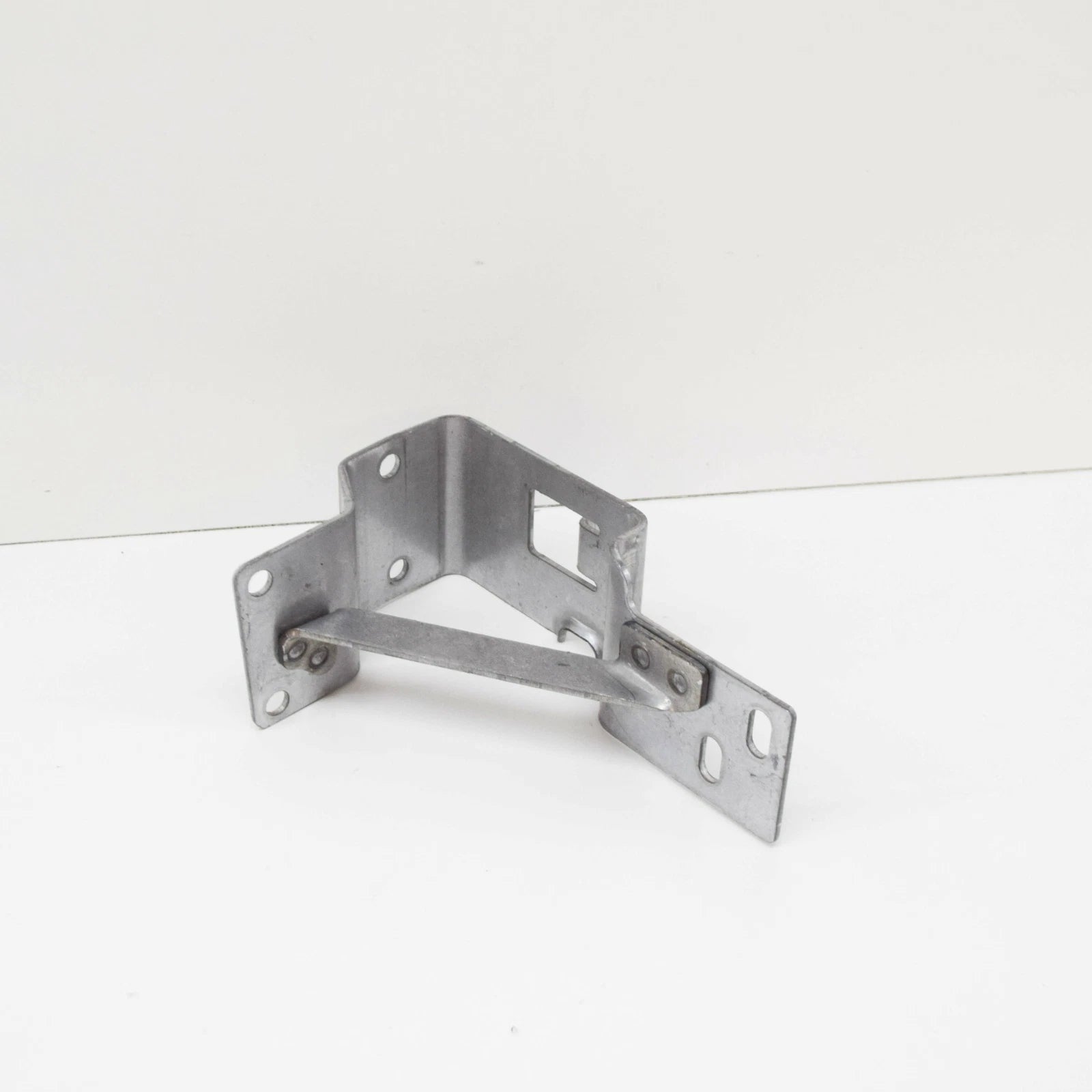 NEW MERCEDES-BENZ SPRINTER 906 EXHAUST SYSTEM BRACKET A9064920342 ORIGINAL