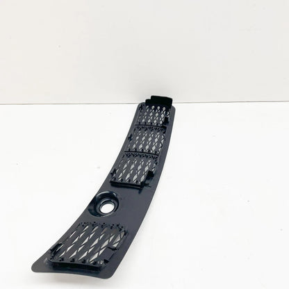 NEW BMW 3 E30 HOOD WINDSHIELD UPPER GRILLE LEFT SIDE 51131904571 ORIGINAL