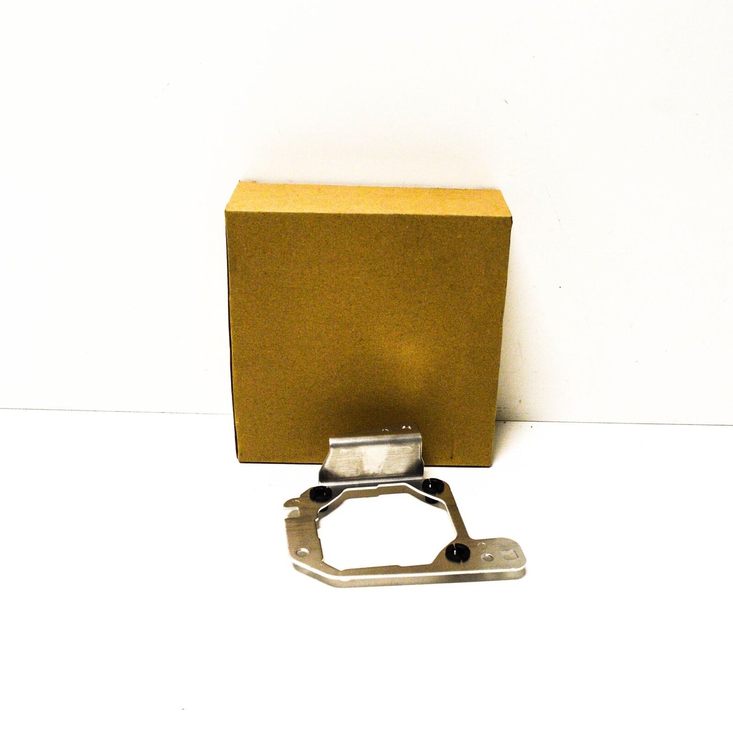 NEW AUDI Q5 80A RIGHT CRUISE CONTROL DISTANCE SENSOR BRACKET 80A907574 ORIGINAL