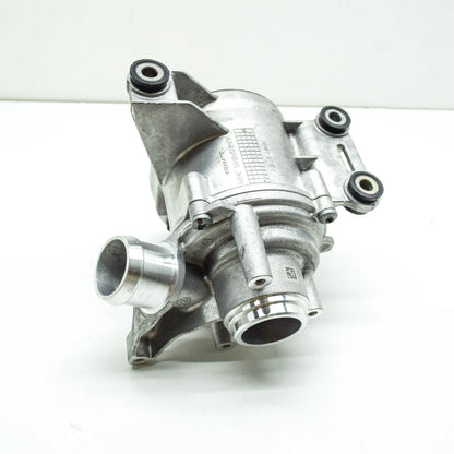 NEW MERCEDES-BENZ C W205 WATER PUMP A2642000301 ORIGINAL