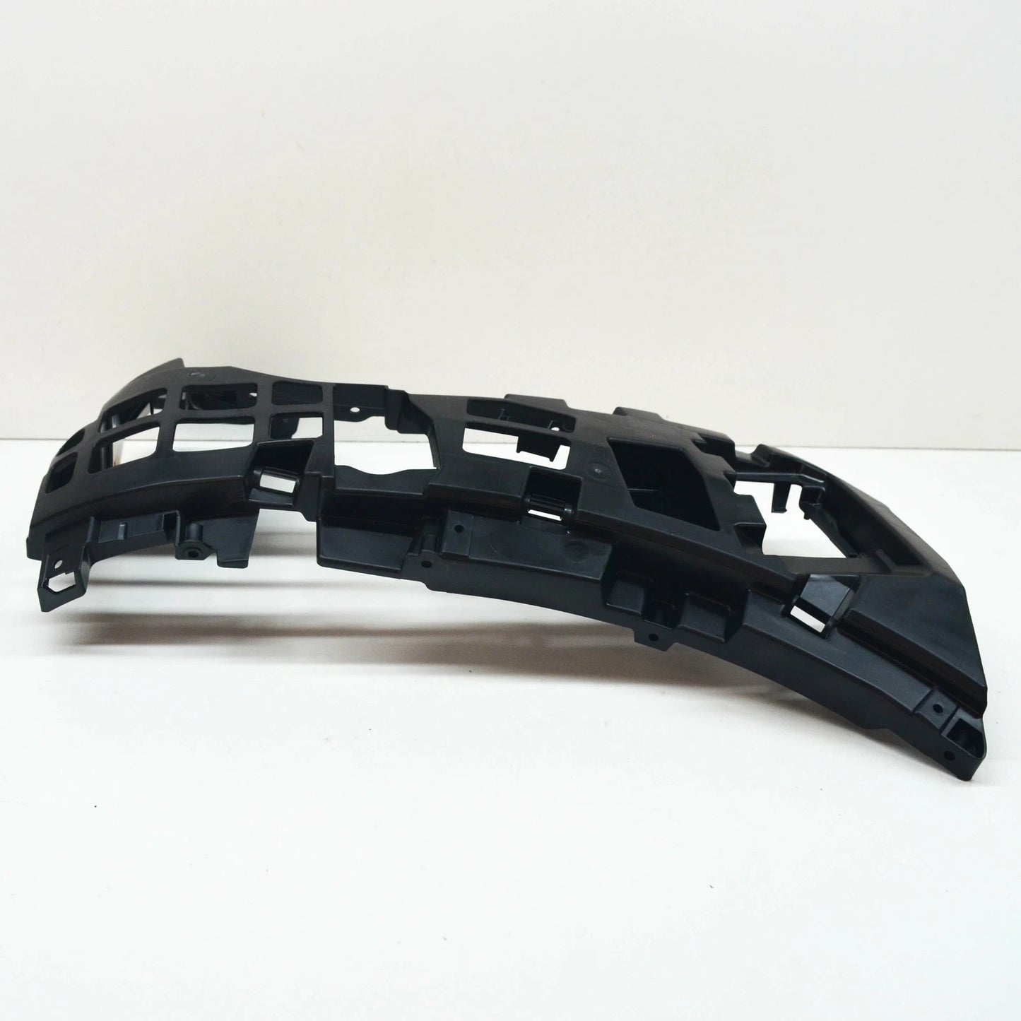 NEW VOLKSWAGEN TOUAREG CR FRONT LEFT BUMPER BRACKET 760807883A