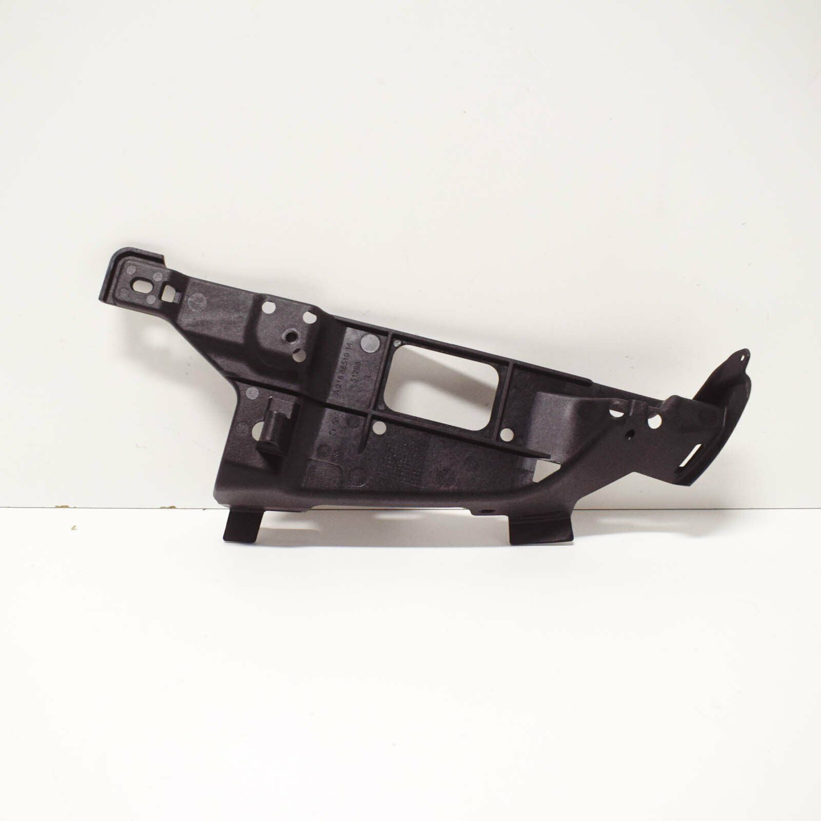 NEW MB CLS C218 REAR BUMPER TAIL PIPE LEFT BRACKET A2188851914 ORIGINAL