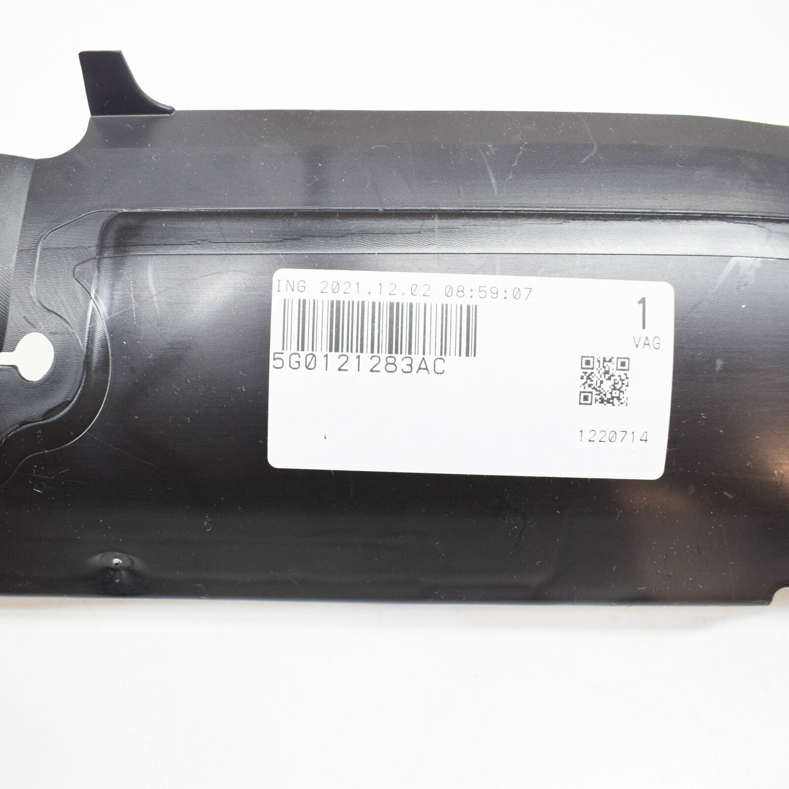 NEW VOLKSWAGEN GOLF MK7 RADIATOR LEFT AIR GUIDE 5G0121283AC ORIGINAL