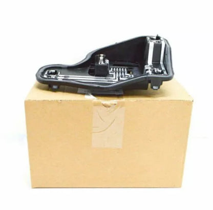 NEW VOLKSWAGEN POLO 6R REAR LEFT TAILLIGHT BULB HOLDER 6R0945257B