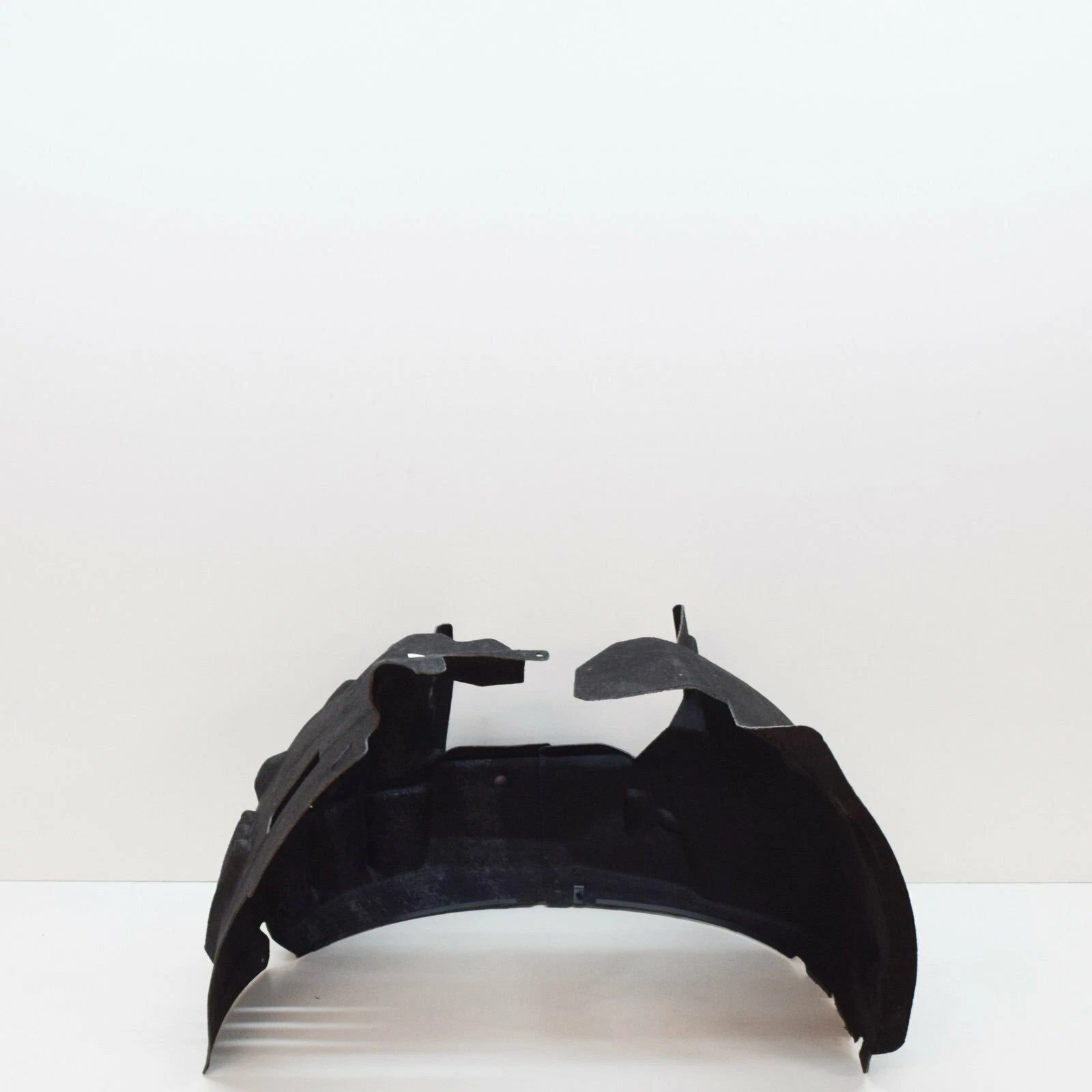 NEW AUDI RS4 QUATTRO B8 FRONT RIGHT WHEEL HOUSING LINER 8K0821172K